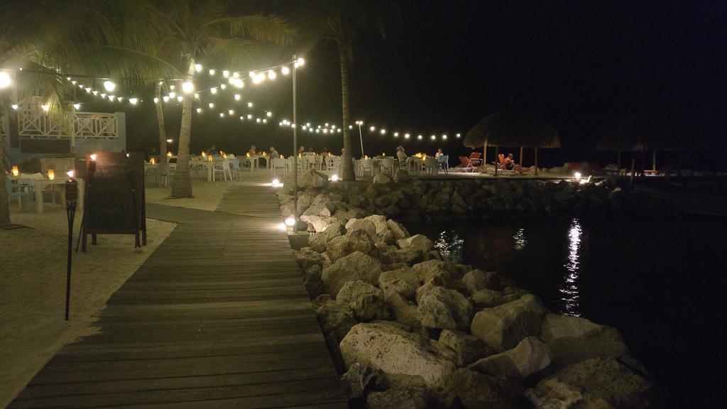Blue Bay Beach Villa At Pool And Golfcourse Esterno foto